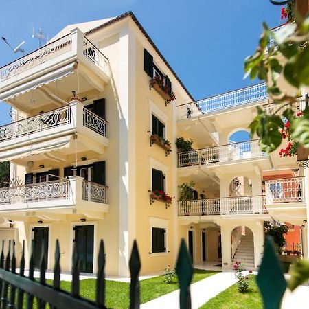 Kirki Filoxenia Apartments By Corfuescapes Benitses  Bagian luar foto