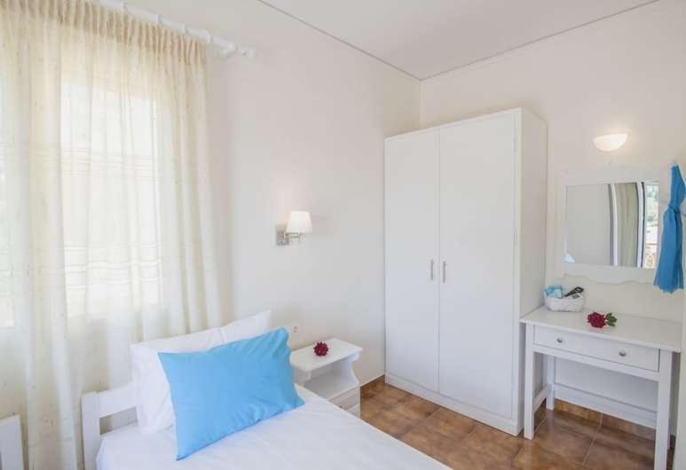 Kirki Filoxenia Apartments By Corfuescapes Benitses  Bagian luar foto